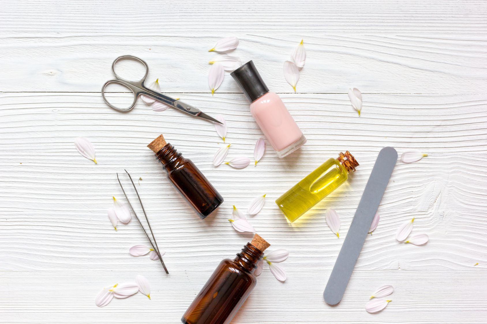 DIY Beautiful Cuticle Oil